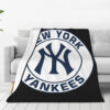 New York Yankees Blankets FLeece Blanket Throw Blanket 6 new york yankees blankets fleece blanket throw blanket v46